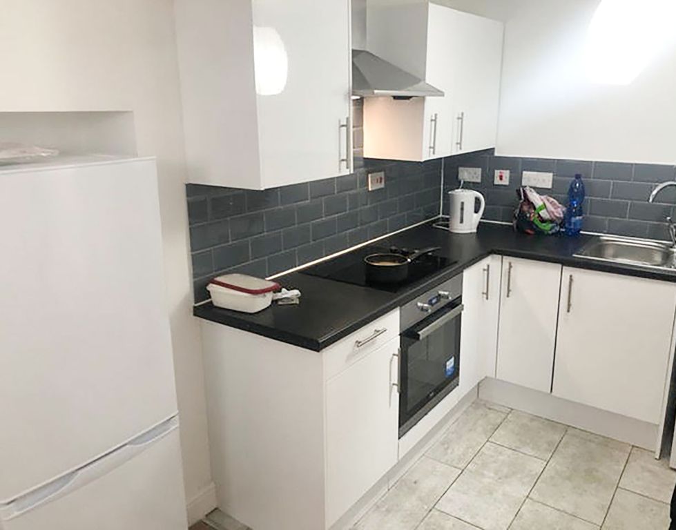 Property photo 1 of 3