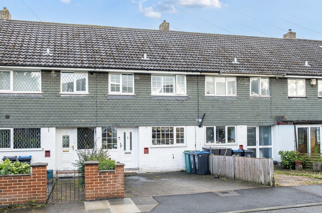 Property photo 3 of 19 External View