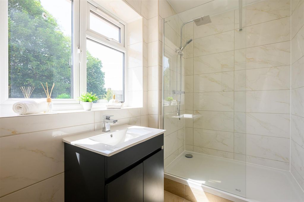 Additional image 21 of 4 bed semi-detached house for saleBack Lane, Bilbrough, York YO23