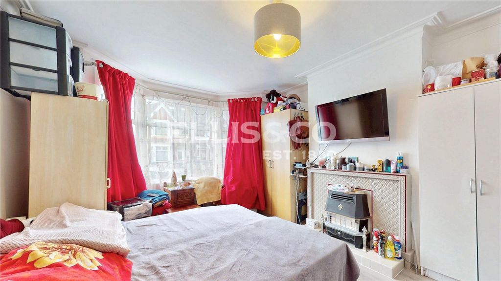 Property photo 2 of 17 Picture No. 25