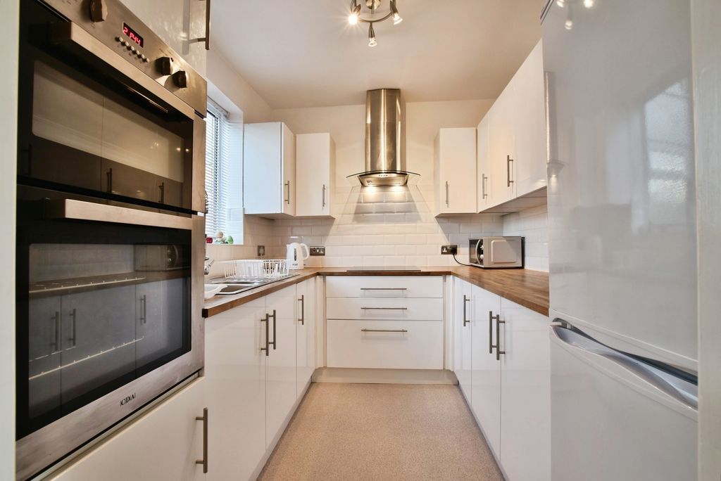 Property photo 2 of 17 Pbox-Img.Jpg