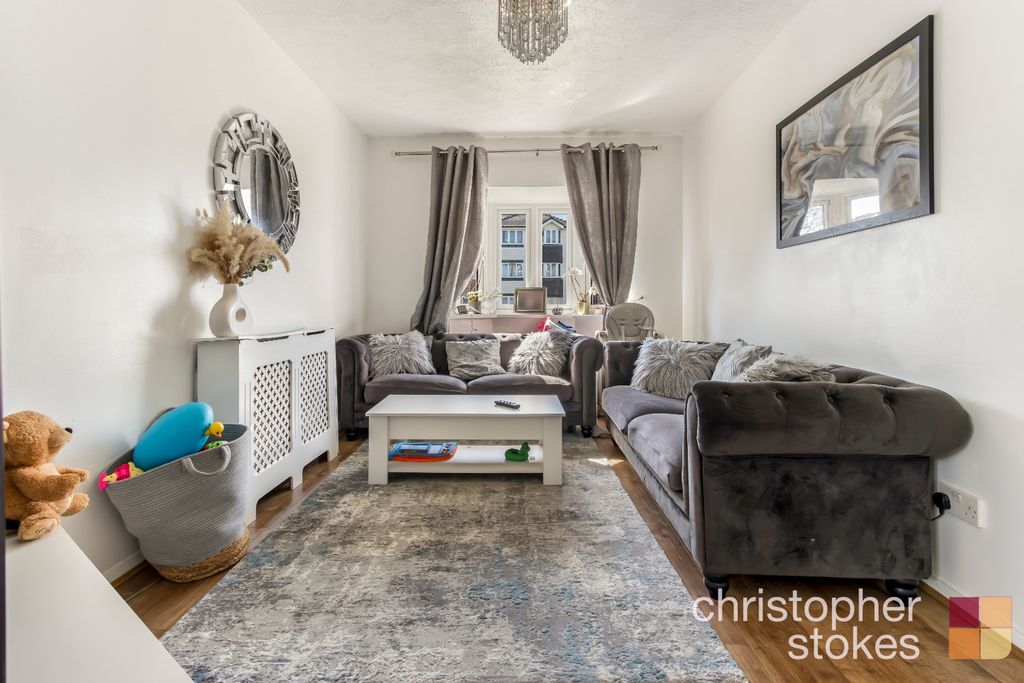 Property photo 2 of 10 4074664