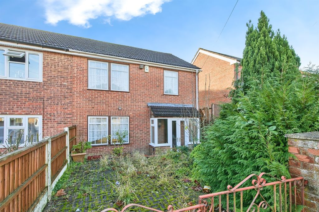 Property photo 1 of 26