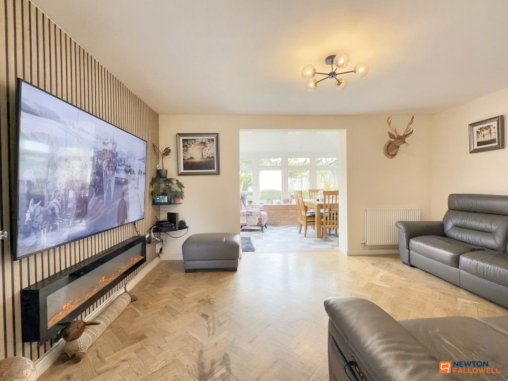 Property photo 3 of 34