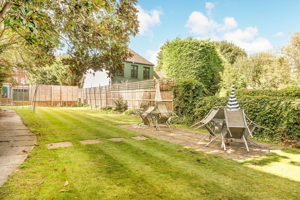 Property photo 2 of 7