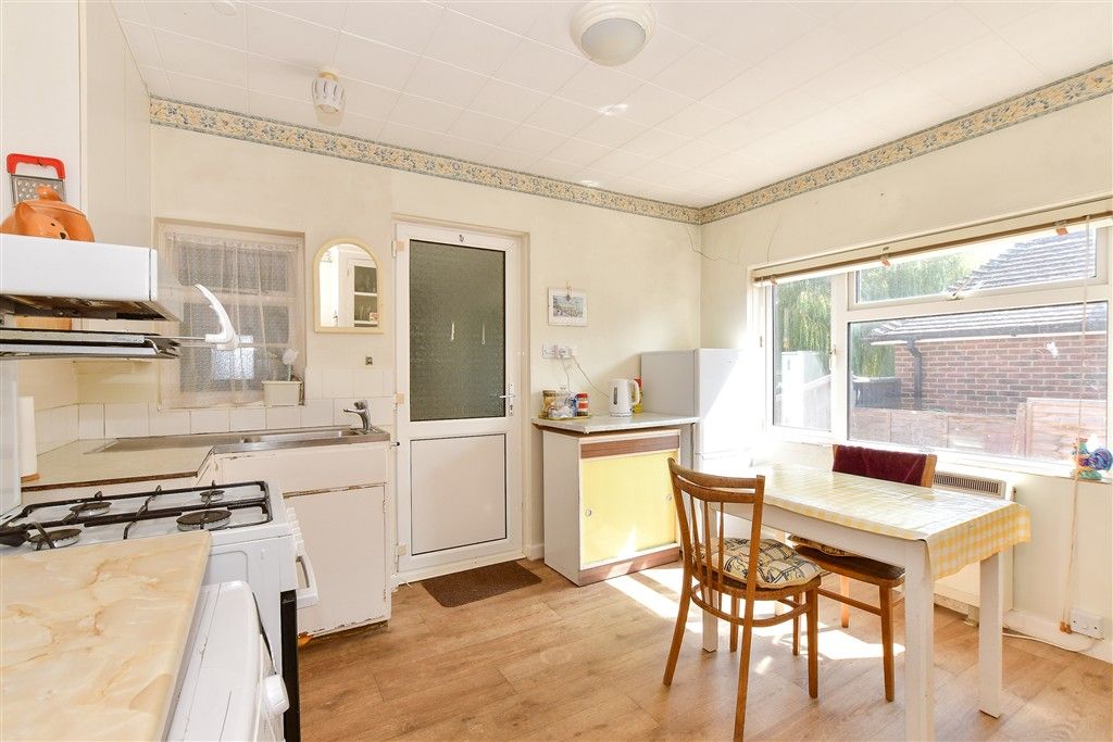 Property photo 2 of 13 Kitchen/ Dining Room
