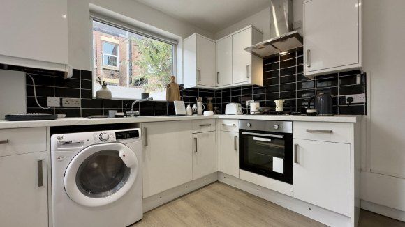 Property photo 2 of 8 8568835