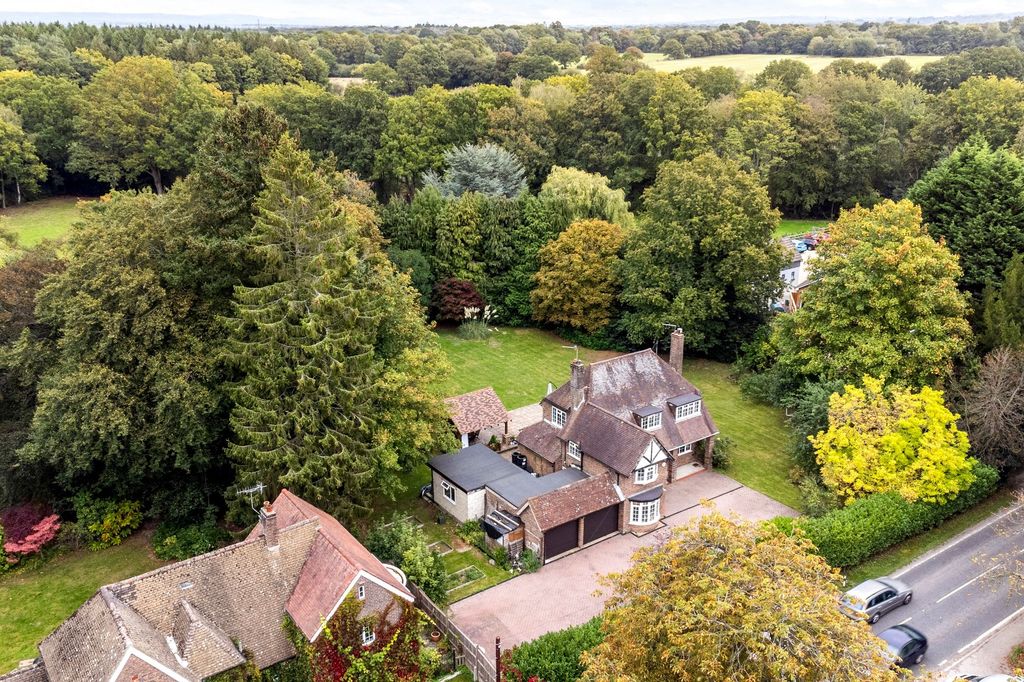 Property photo 1 of 33