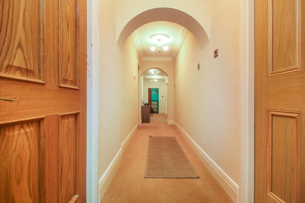 Property photo 2 of 19 2
