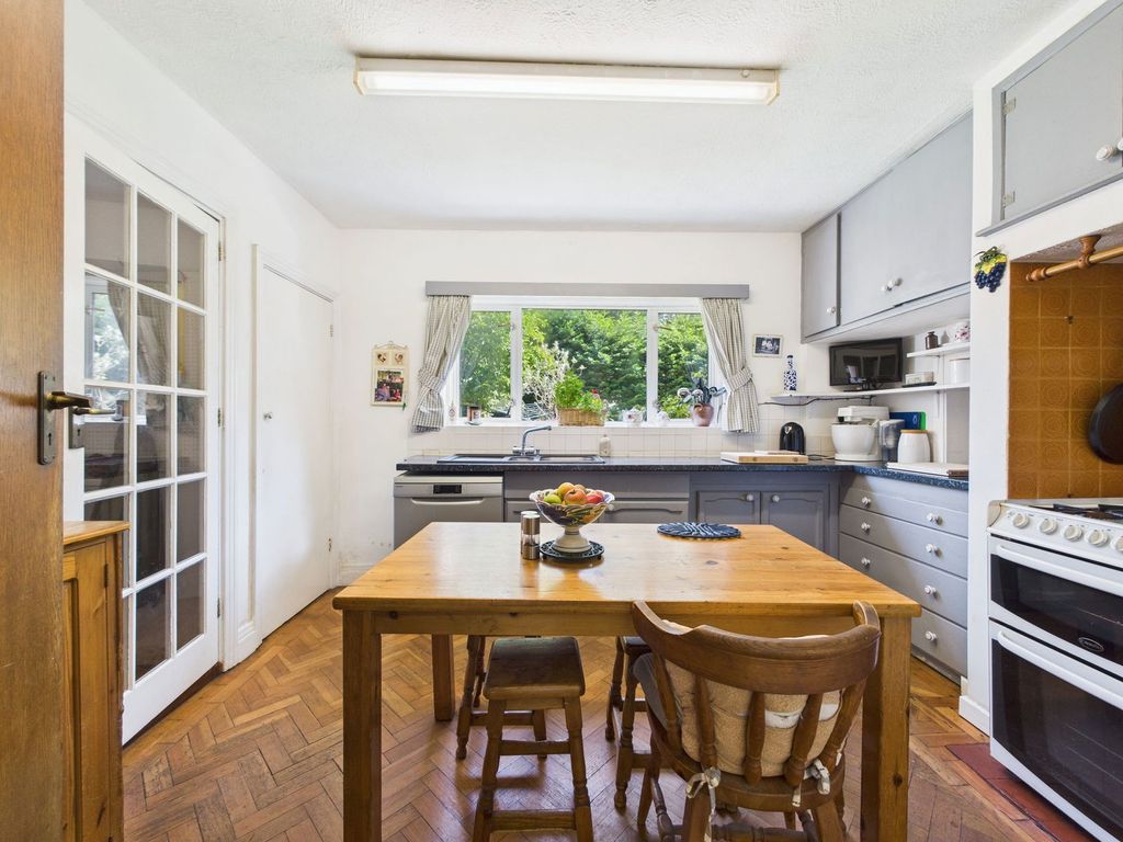 Property photo 2 of 38