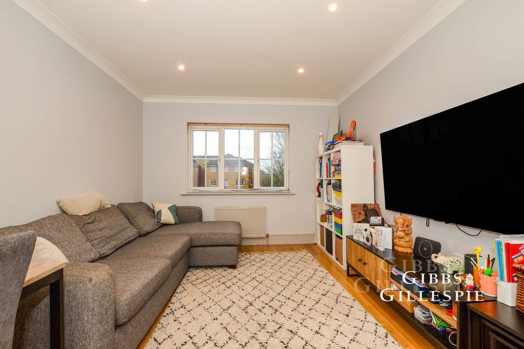 Property photo 3 of 14 Pbox-Img.Jpg