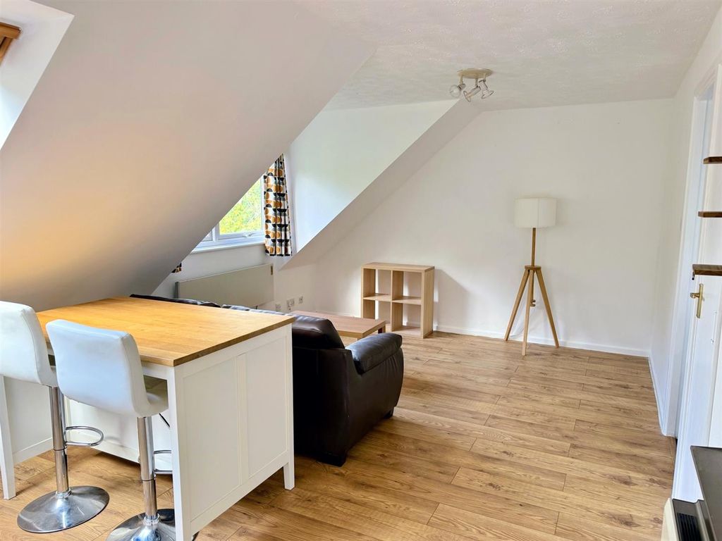 Property photo 3 of 11 Img_1746.Jpg