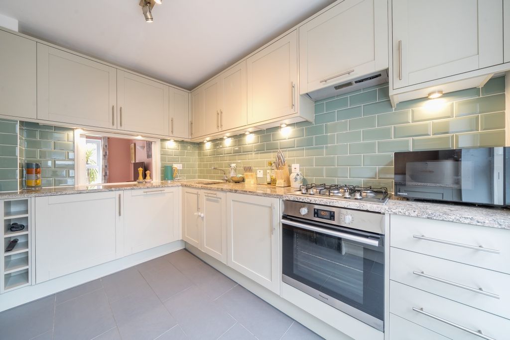 Property photo 1 of 14