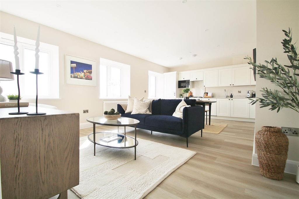 Property photo 2 of 12 Img_6757.Jpg