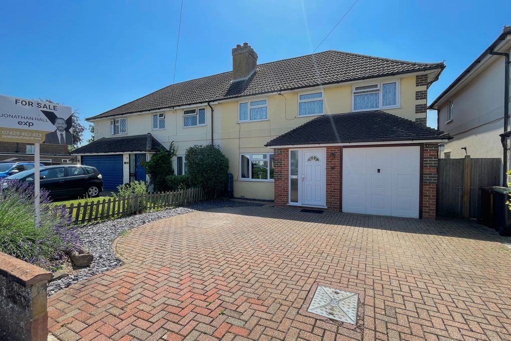 Property photo 1 of 52