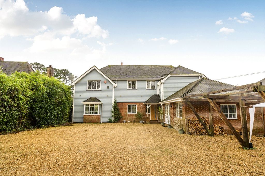 Property photo 1 of 38 Picture No. 03