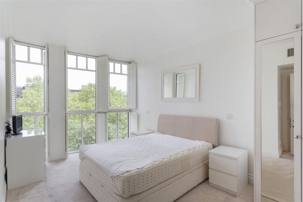 Property photo 3 of 17 Master Bedroom.Jpg
