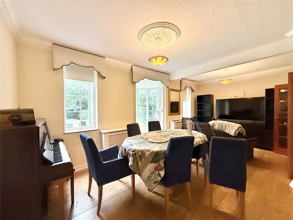 Property photo 2 of 10 Picture No. 01