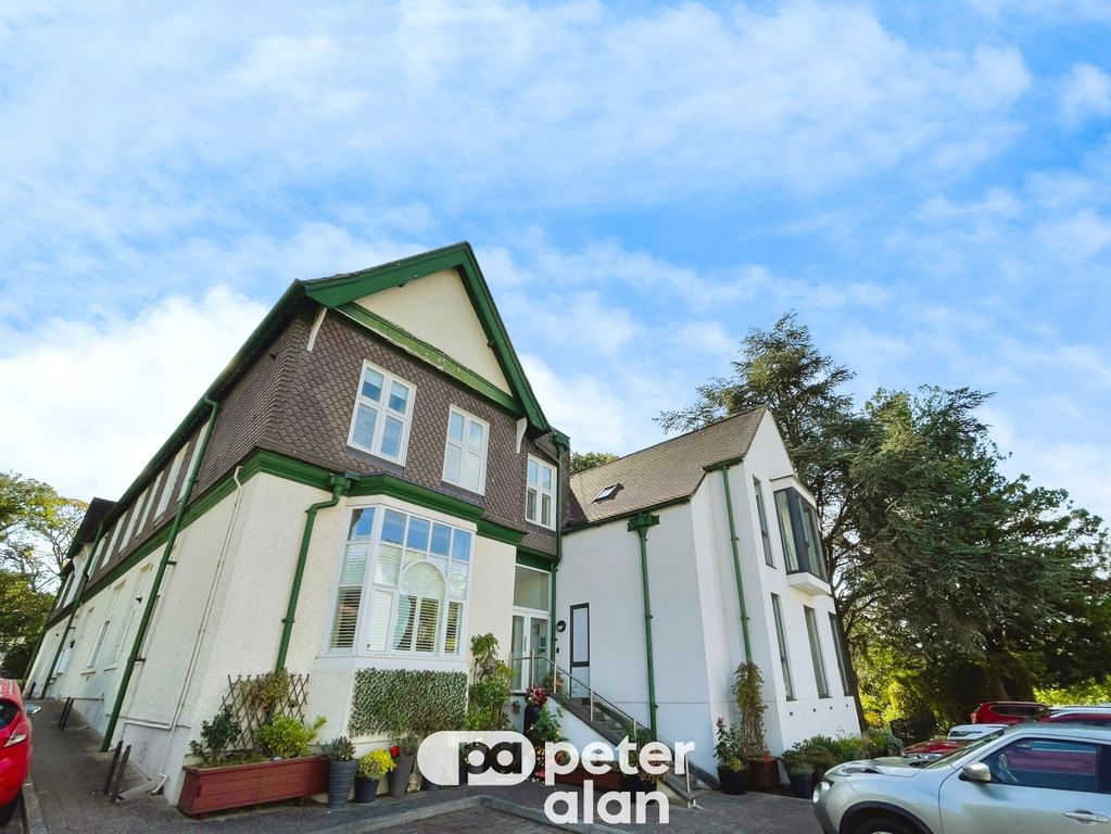 Property photo 2 of 13 Image
