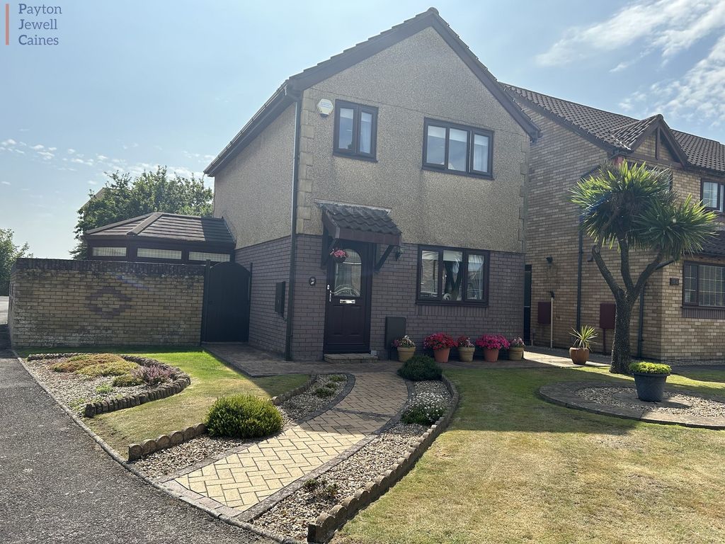 Property photo 1 of 16 Main Image