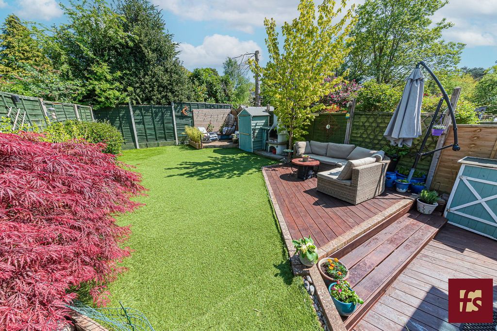 Property photo 2 of 16