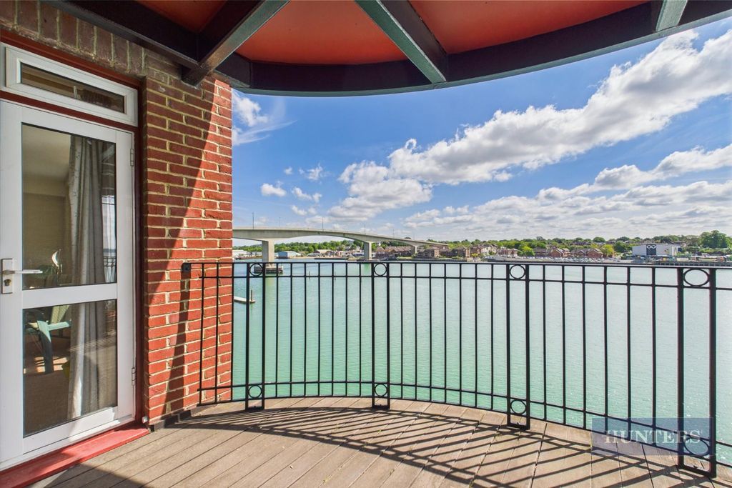 Property photo 1 of 21 Cam05152G0-Pr0084-Still007.Jpg