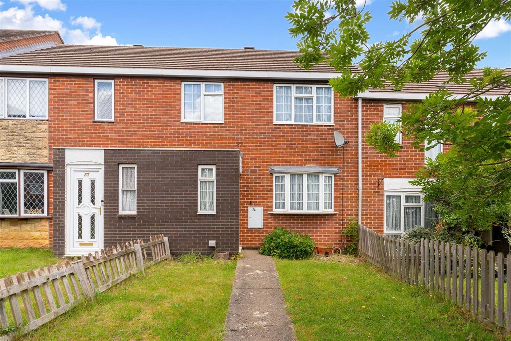Property photo 1 of 14 24 Ironstones, Banbury-1.Jpg
