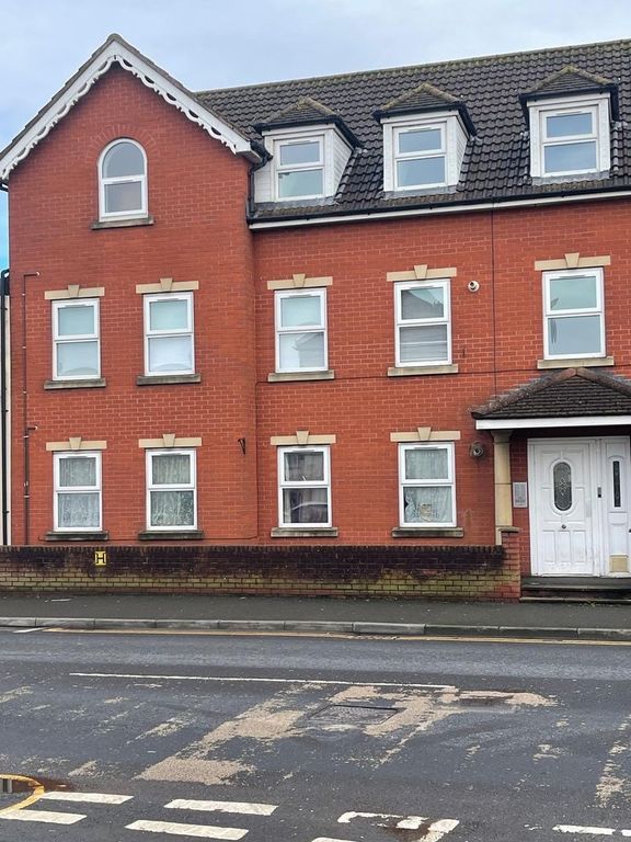 Property photo 1 of 15 Photo 14