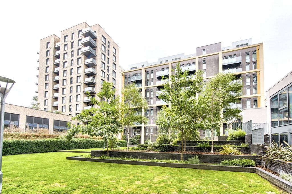 Property photo 2 of 9 Enterprise Way