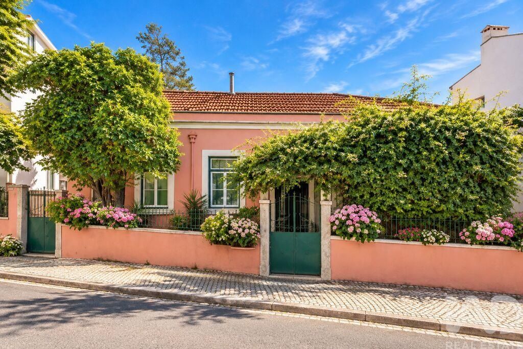 Property photo 1 of 35