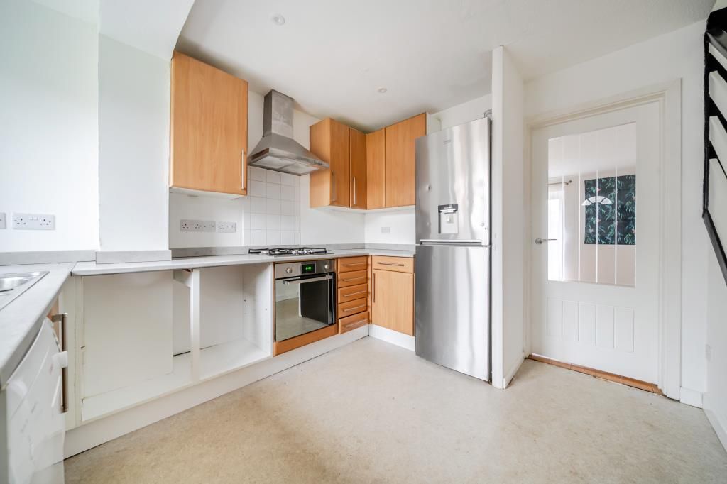 Property photo 3 of 20 Kitchen