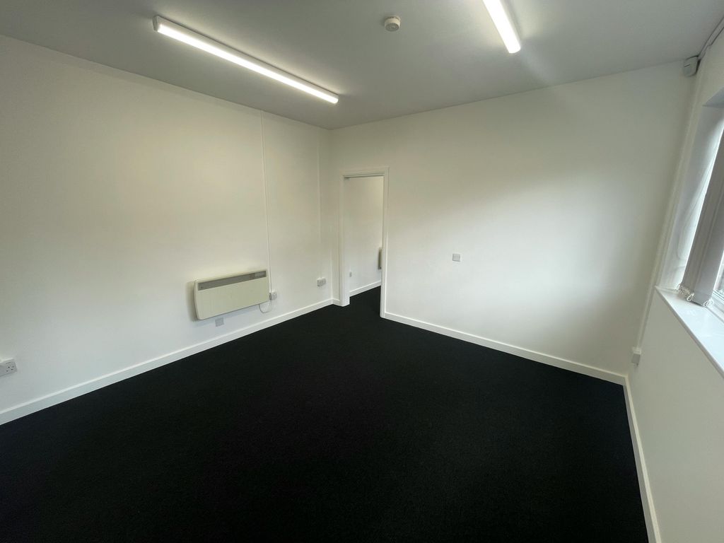 Property photo 3 of 6 Img_1227.Jpg