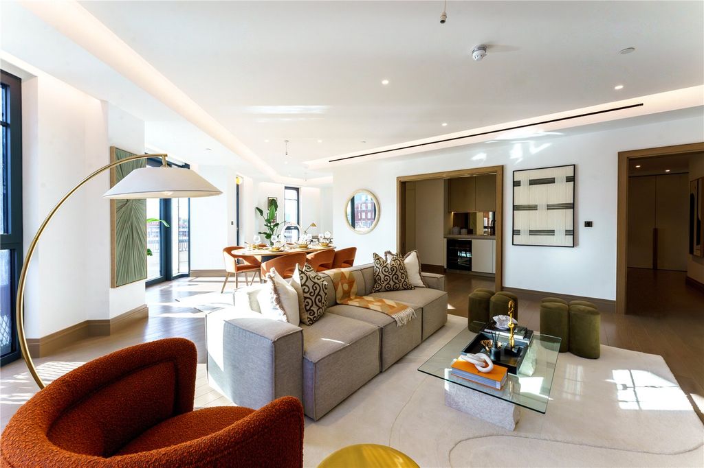 Property photo 3 of 21 Reception Room