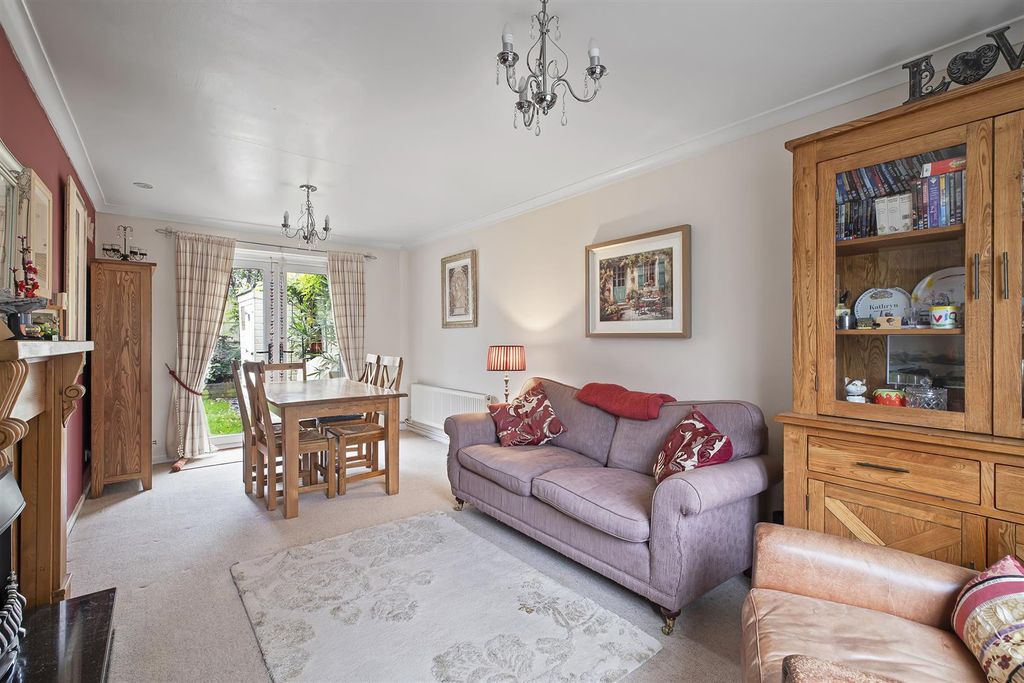 Property photo 3 of 16 Sitting Room.Jpg