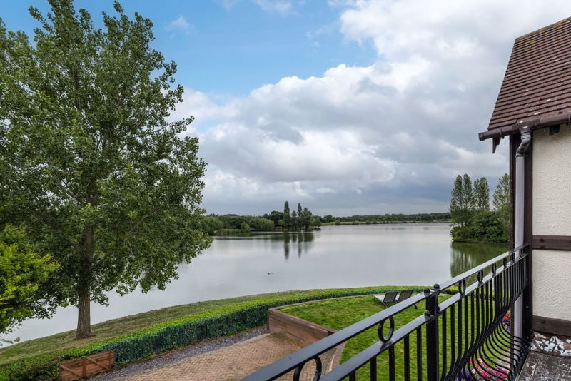 Property photo 2 of 31 Balcony