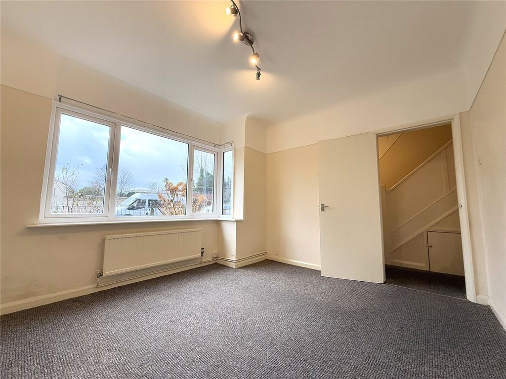 Property photo 2 of 16 Picture No. 02