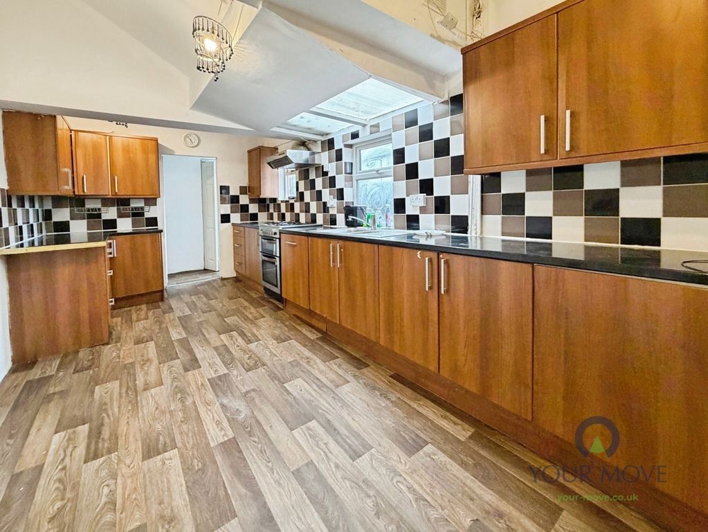 Property photo 2 of 10 Pbox-Img.Jpg