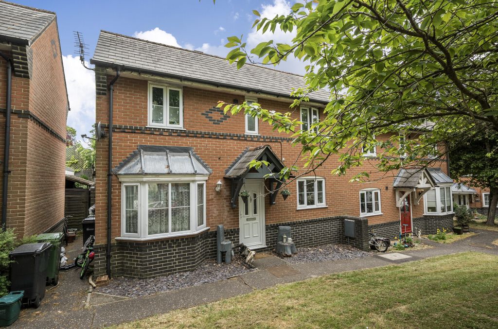 Property photo 1 of 7