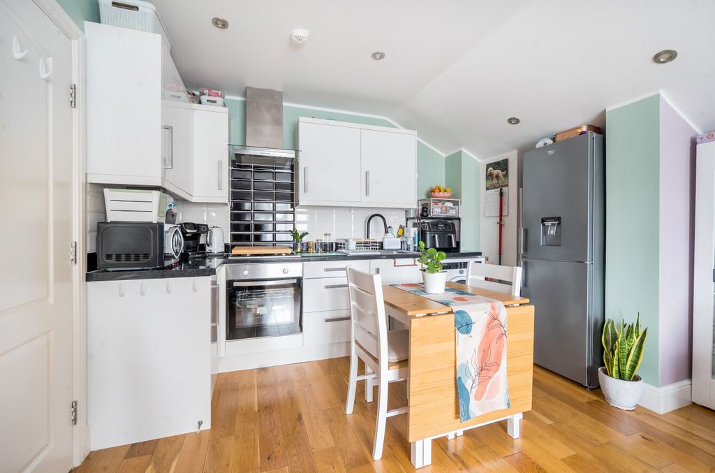 Property photo 3 of 10 1477997-5-6A2Be63...