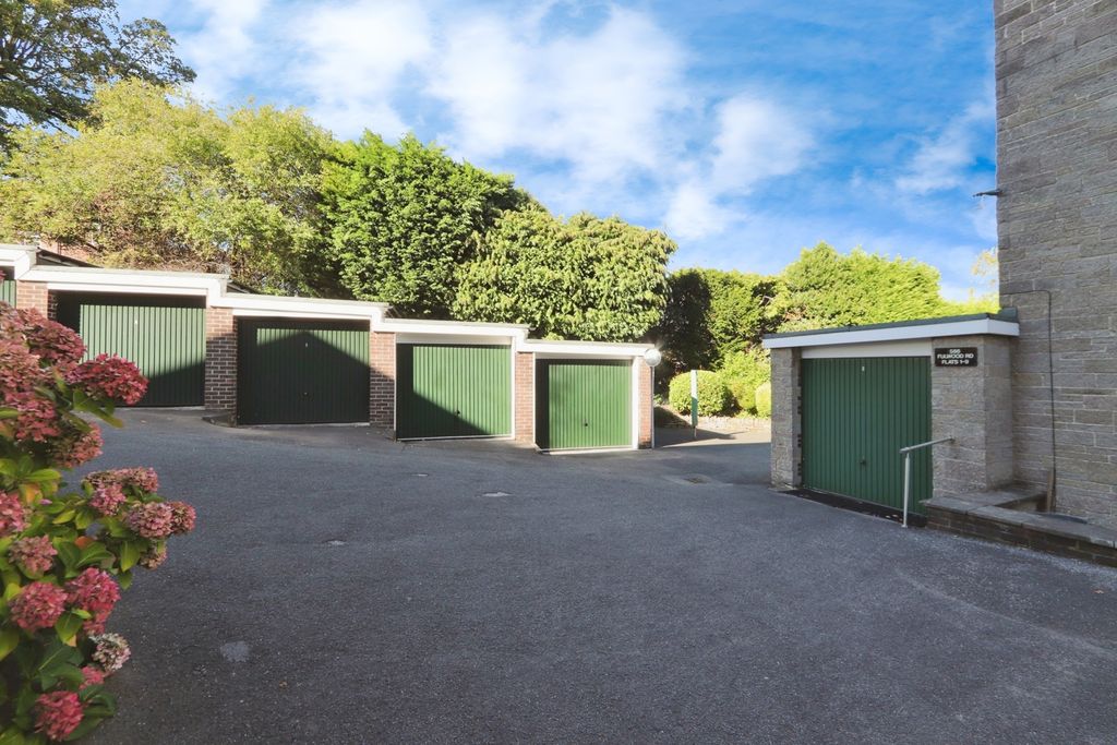 Property photo 2 of 16 Photo