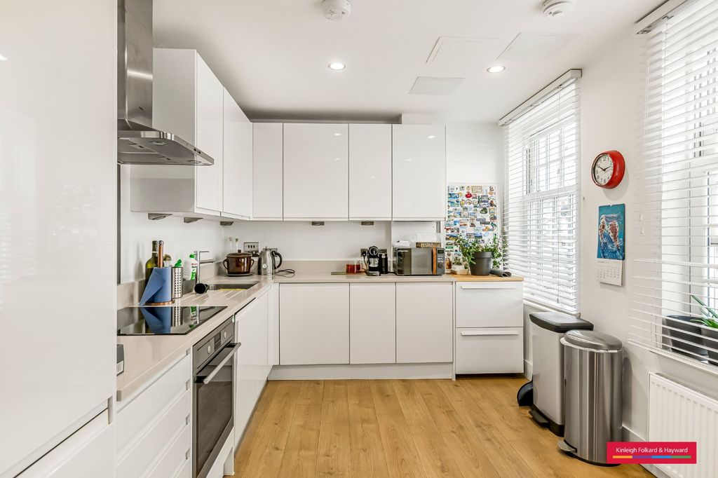 Property photo 3 of 10 Picture No. 11