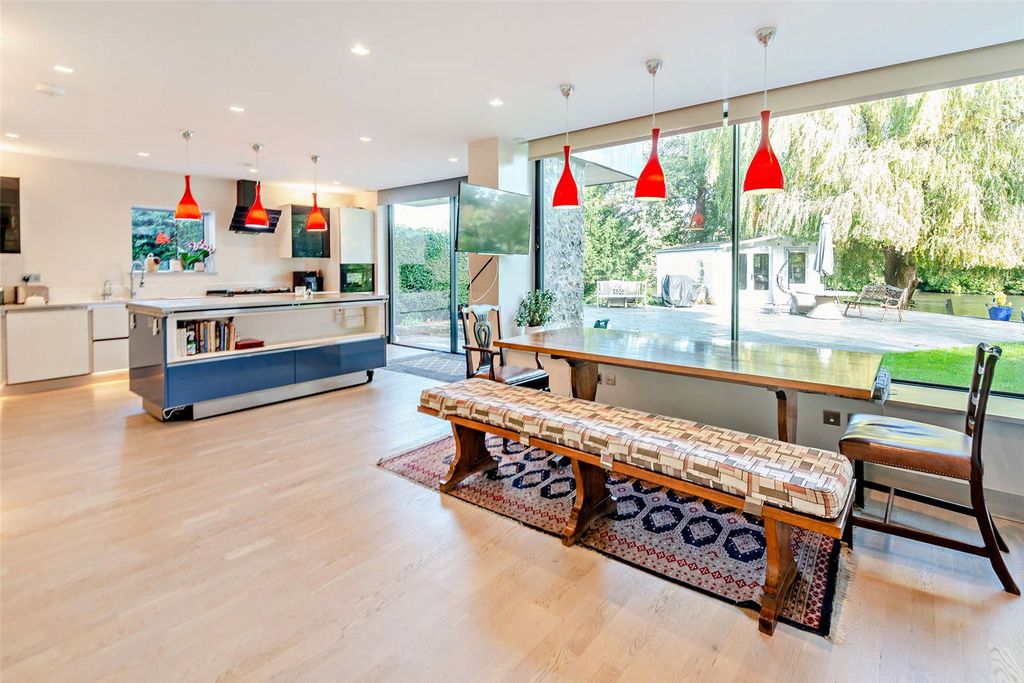 Additional image 5 of 5 bed detached house for saleVicarage Walk, Bray, Maidenhead, Berkshire SL6