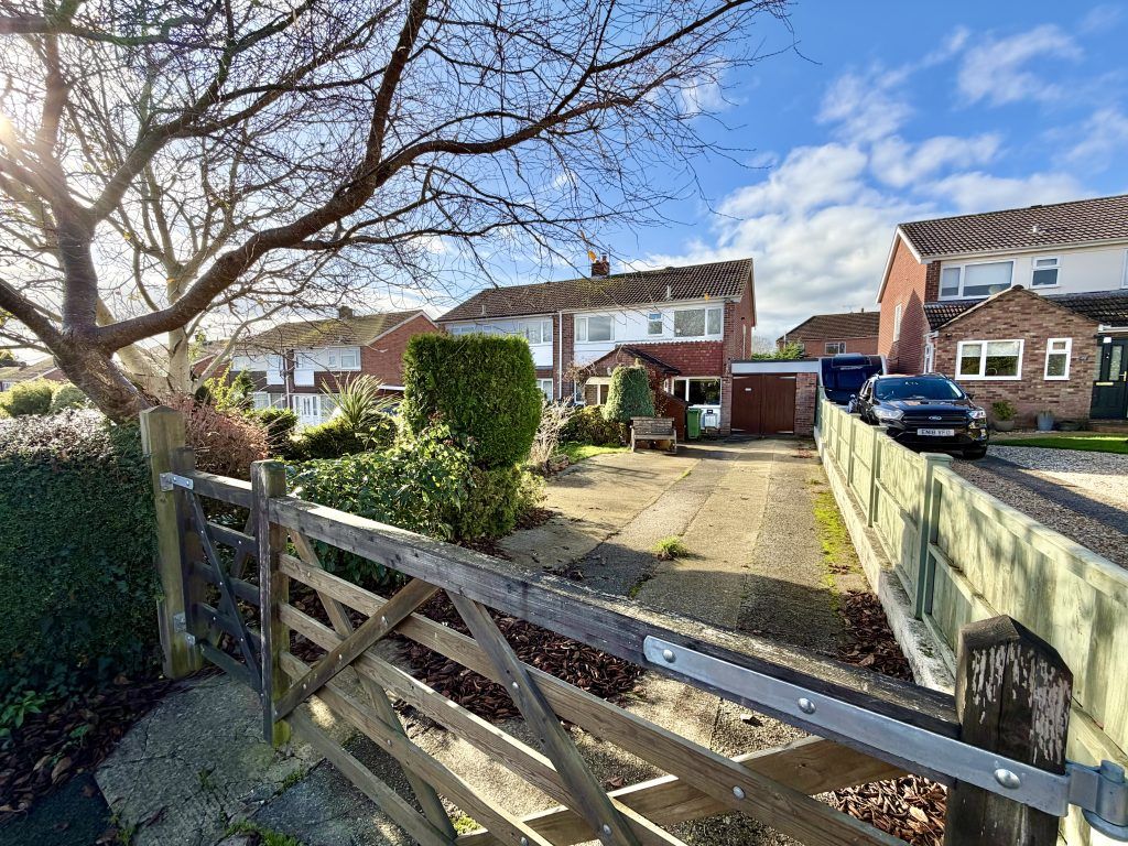 Property photo 1 of 14