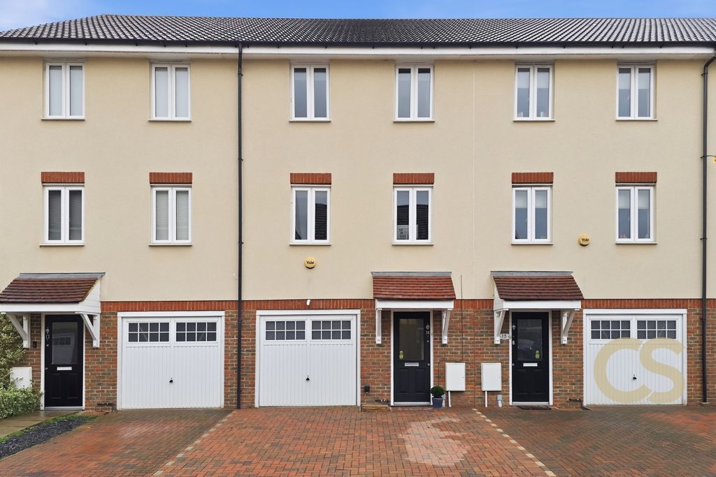 Property photo 1 of 23 5911211