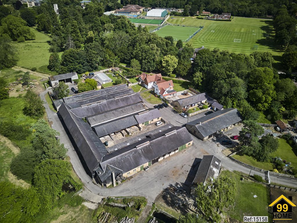 Property photo 1 of 5 Photo 0