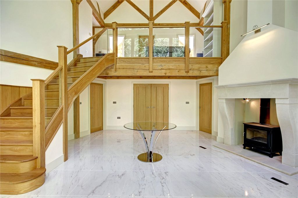 Property photo 2 of 21 Hall