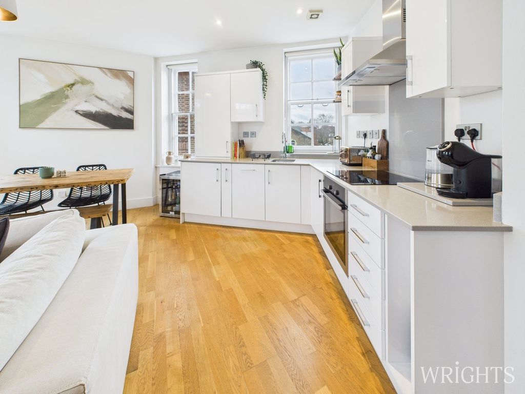 Property photo 3 of 15 Kitchen