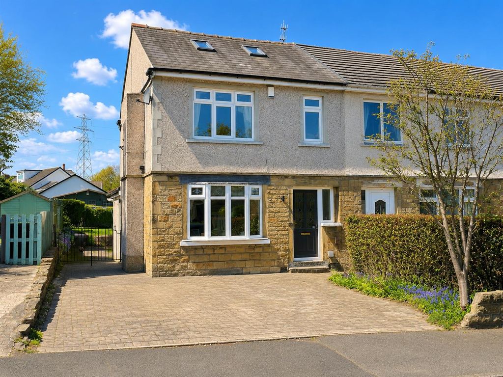 Property photo 1 of 18 Front.Png