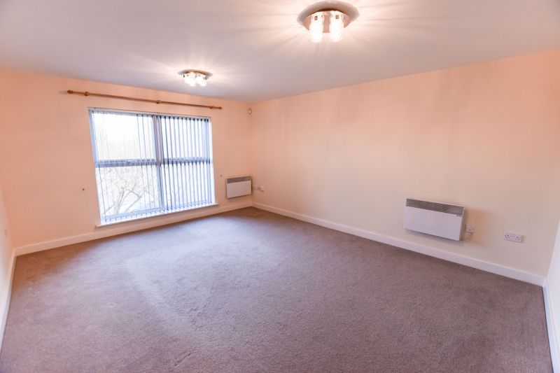 Property photo 3 of 14 Lounge/Diner