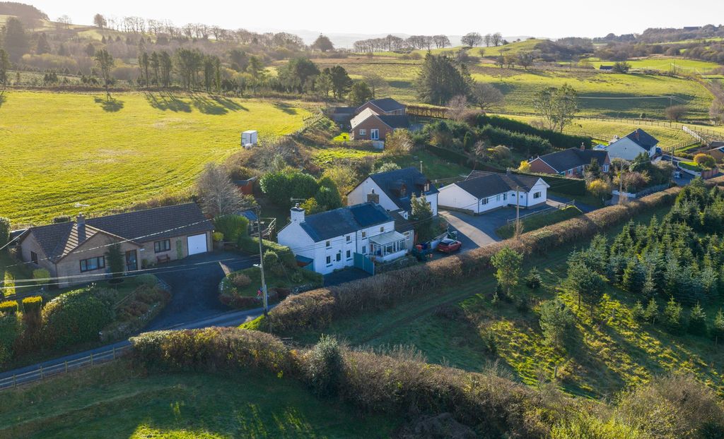 Property photo 1 of 38